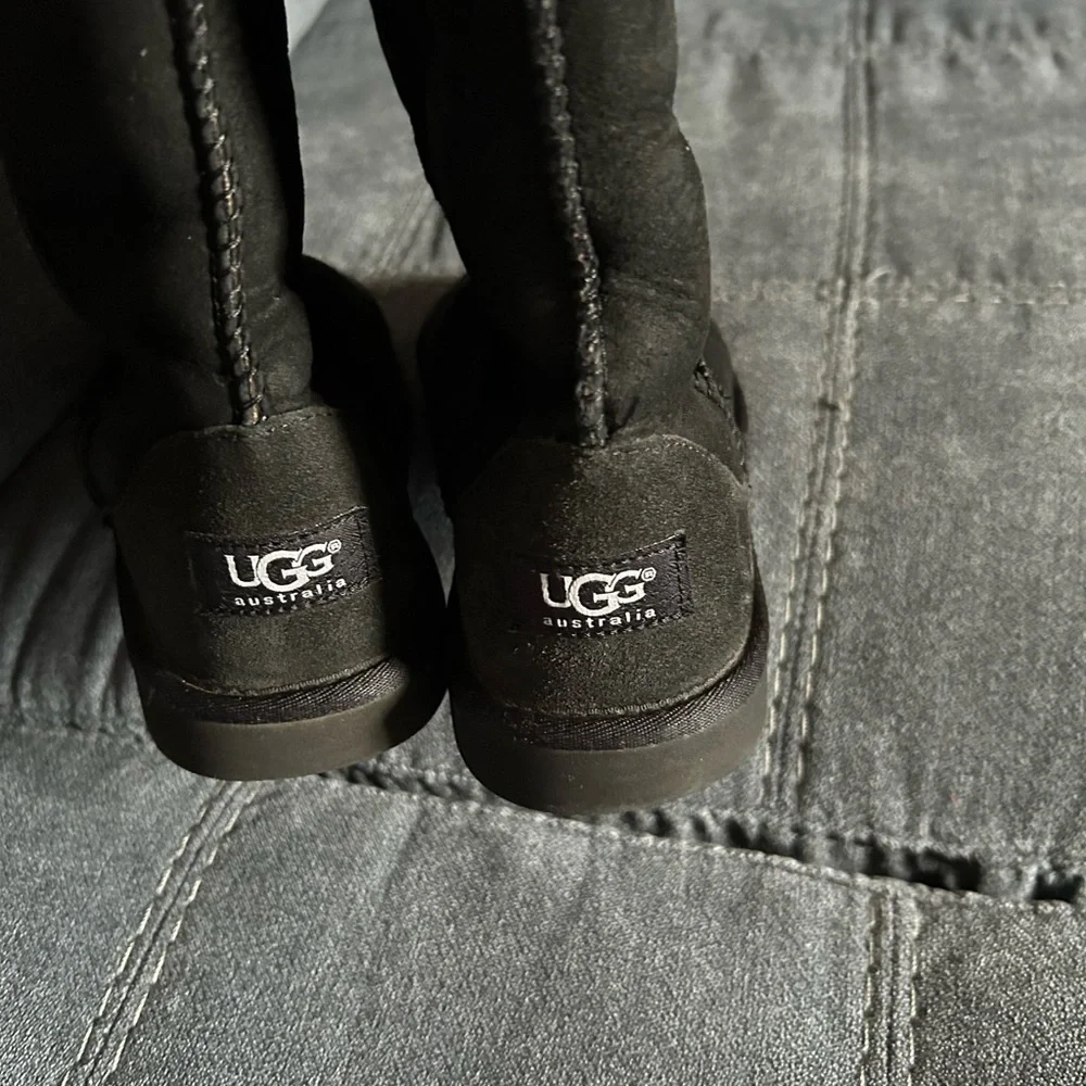 UGG Classic Black Boots - Picture 4 of 9